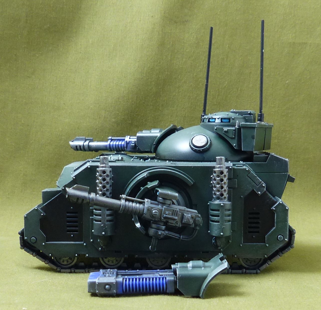 Deimos Pattern Predator Battle Tank Painted - Sons of Horus - Warhammer Horus Heresy #B9