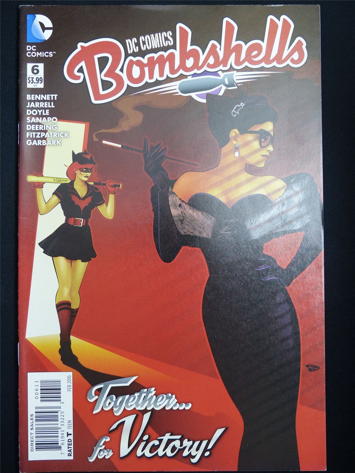 BOMBSHELLS #6 - DC Comic #2T8