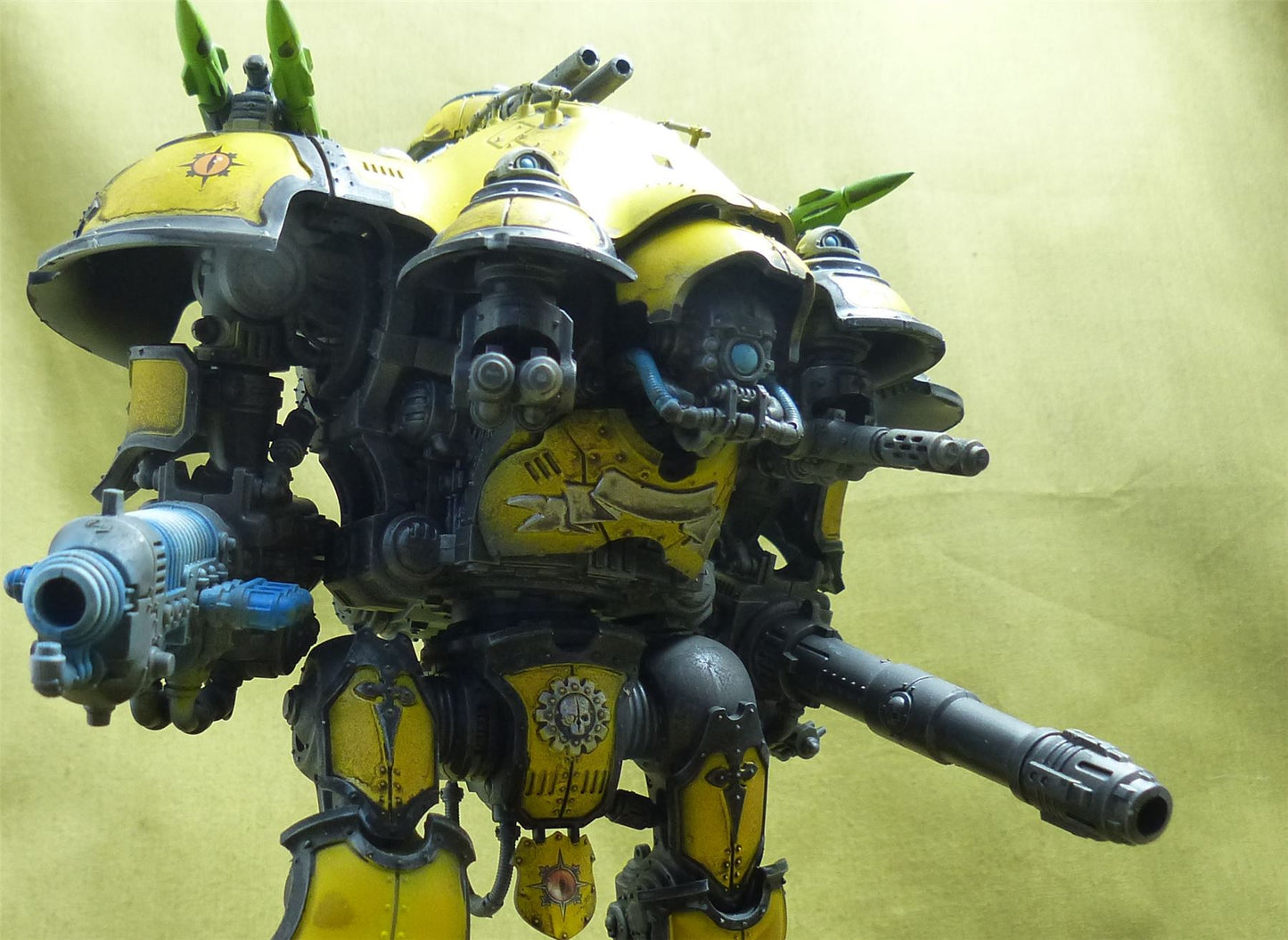 Knight Valiant painted - Imperial Knights - Warhammer 40K #6T8