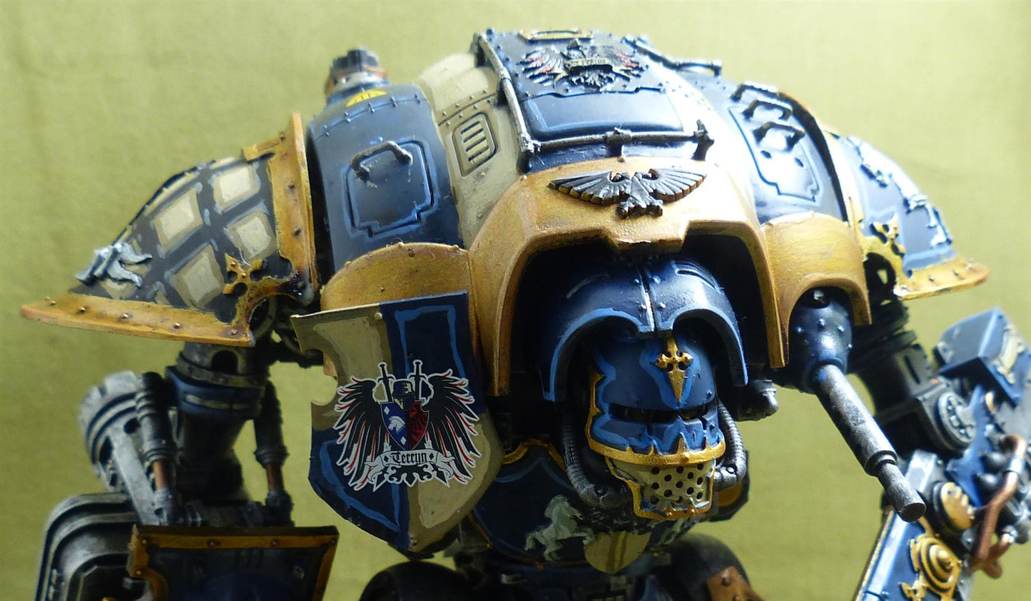Imperial Knight with Forgeworld Shoulder Pads painted - Warhammer 40K #Z9