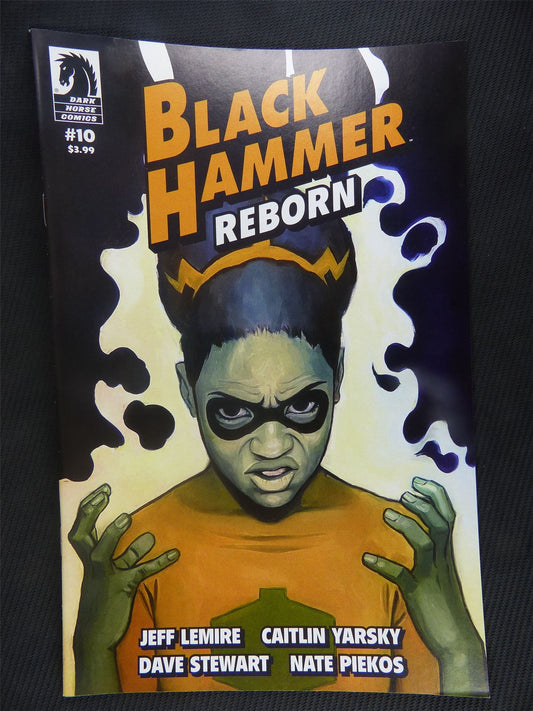 BLACK Hammer Reborn #10 - Dark Horse Comic #1F