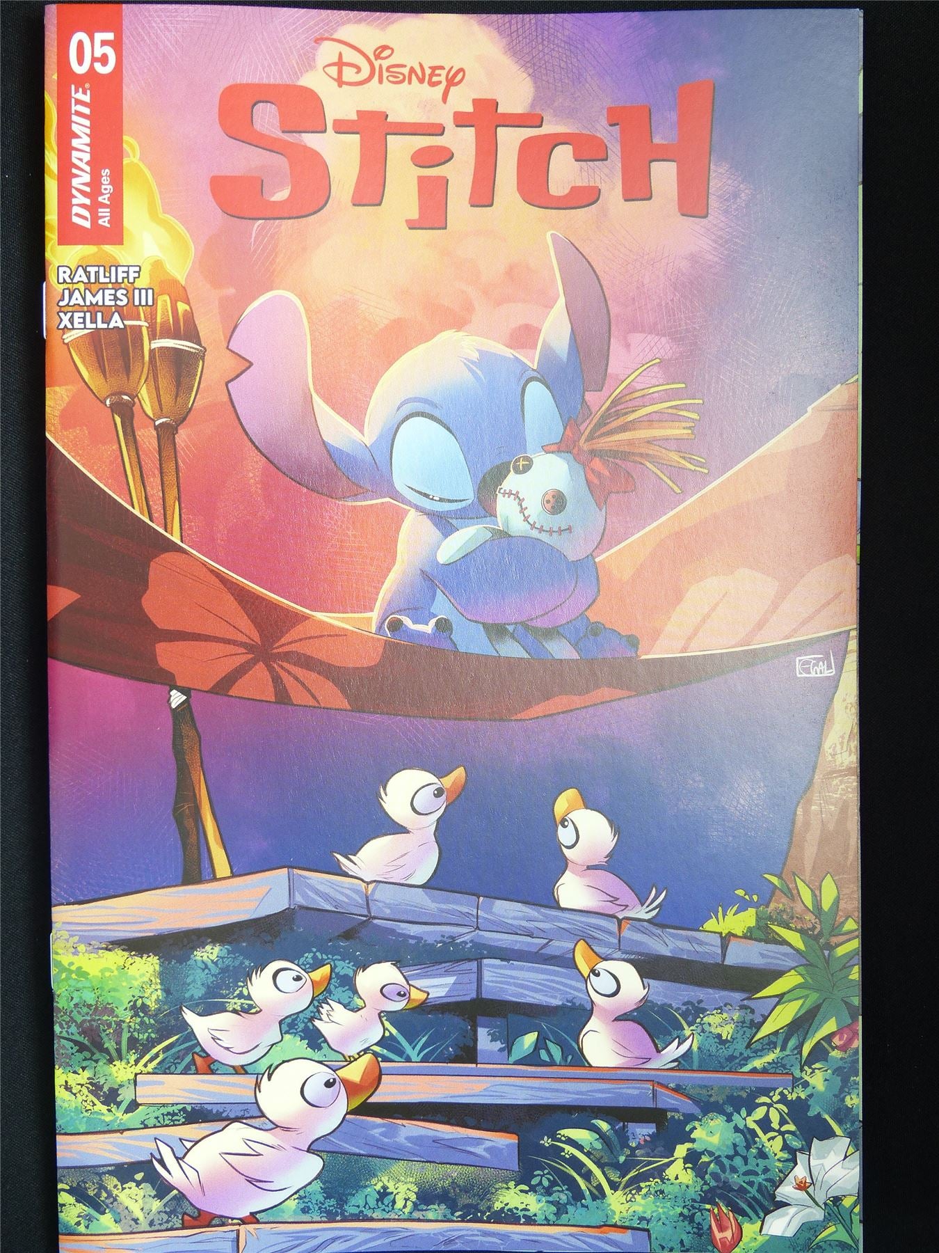 Disney STITCH #5 Cvr A - Jan 2026 Dynamite Comic #1K3