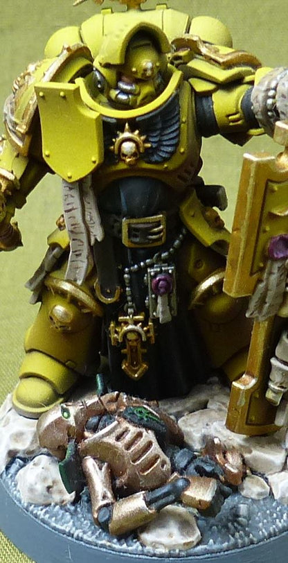 Captain with Relic Shield painted - Space Marines - Warhammer 40K #3PO