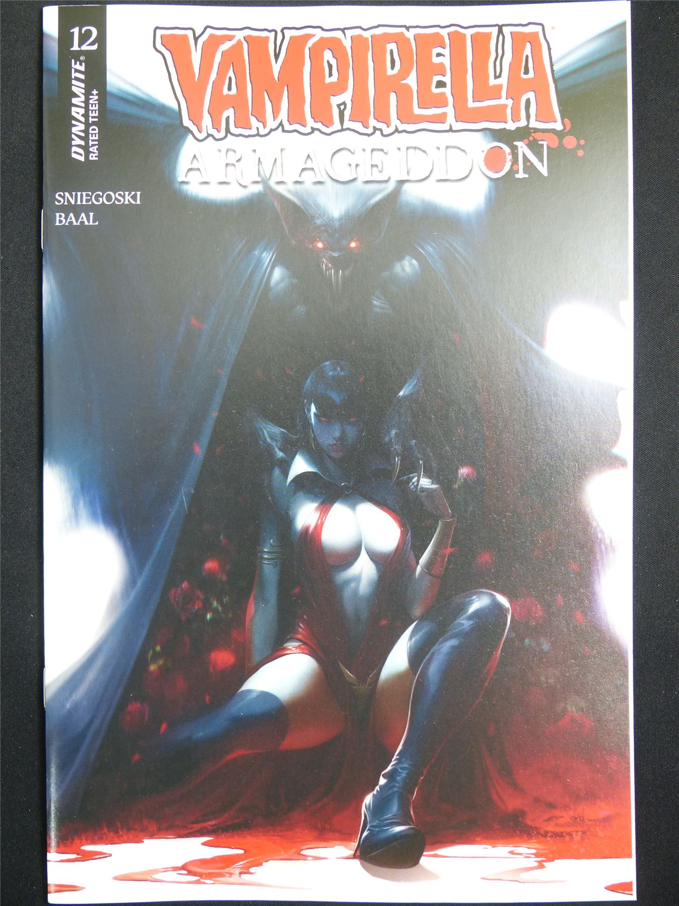 VAMPIRELLA: Armageddon #12 Cvr A - Jun 2026 Dynamite Comic #1M4
