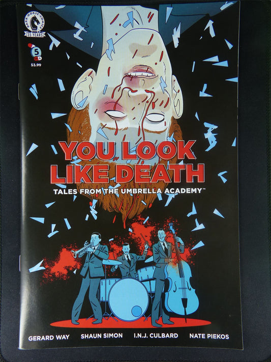 YOU Look Like Death: Tales from the mbrella Academy #5 - Dark Horse Comic #2QR