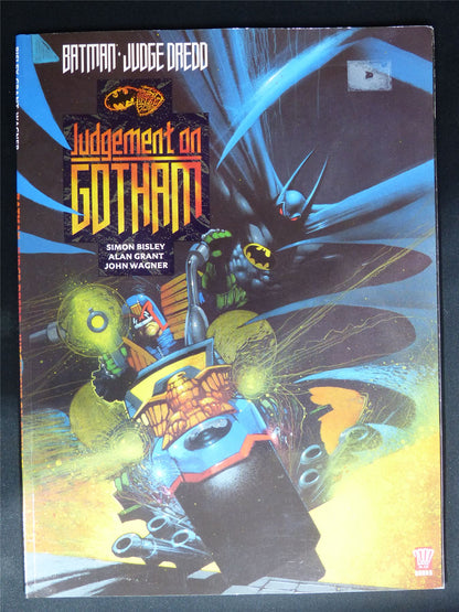 Batman/Judge Dredd: Judgment on Gotham - DC Graphic Softback #1CJ