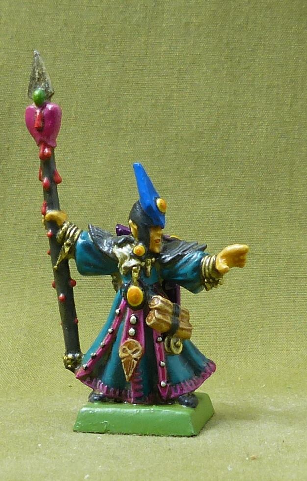 Classic Metal Sorcerer painted - Dark Elves - Warhammer Old World #4O3