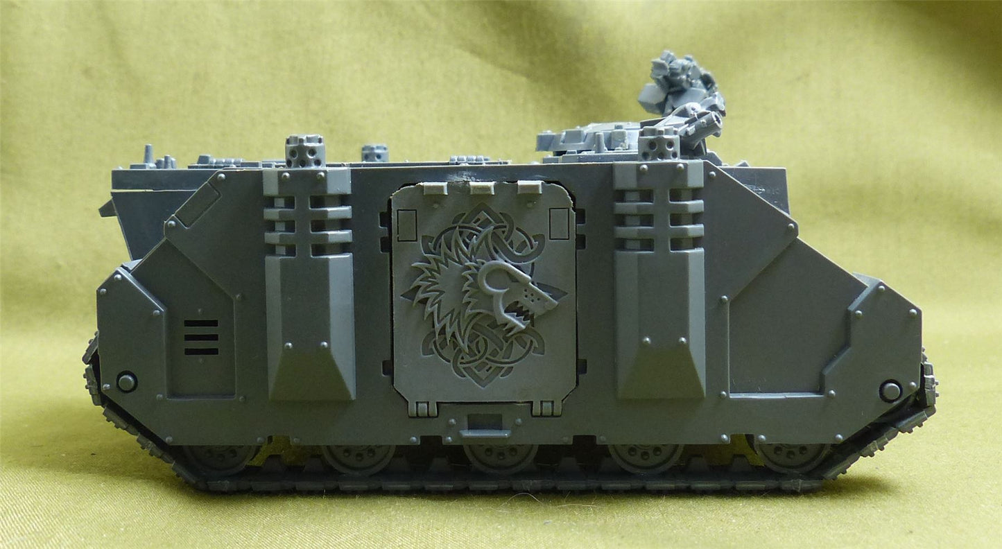 Rhino with Forgeworld Doors - Space Wolves - Warhammer 40K #XV