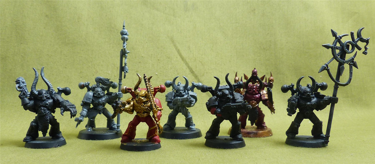 Assortment of Chaos Space Marines - Warhammer 40K #31Q