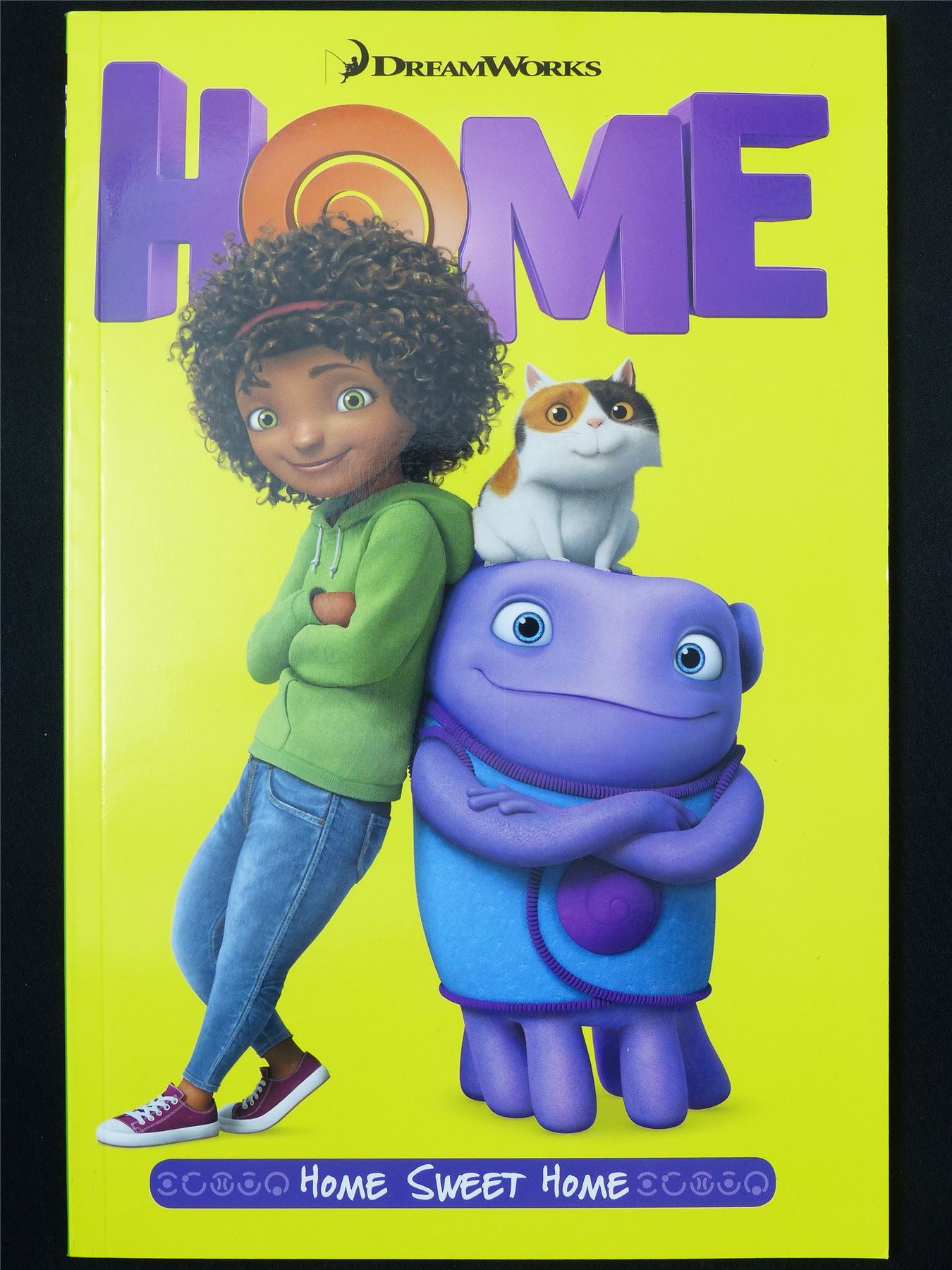 Home: Home Sweet Home - Titan Graphic Softback #2QL