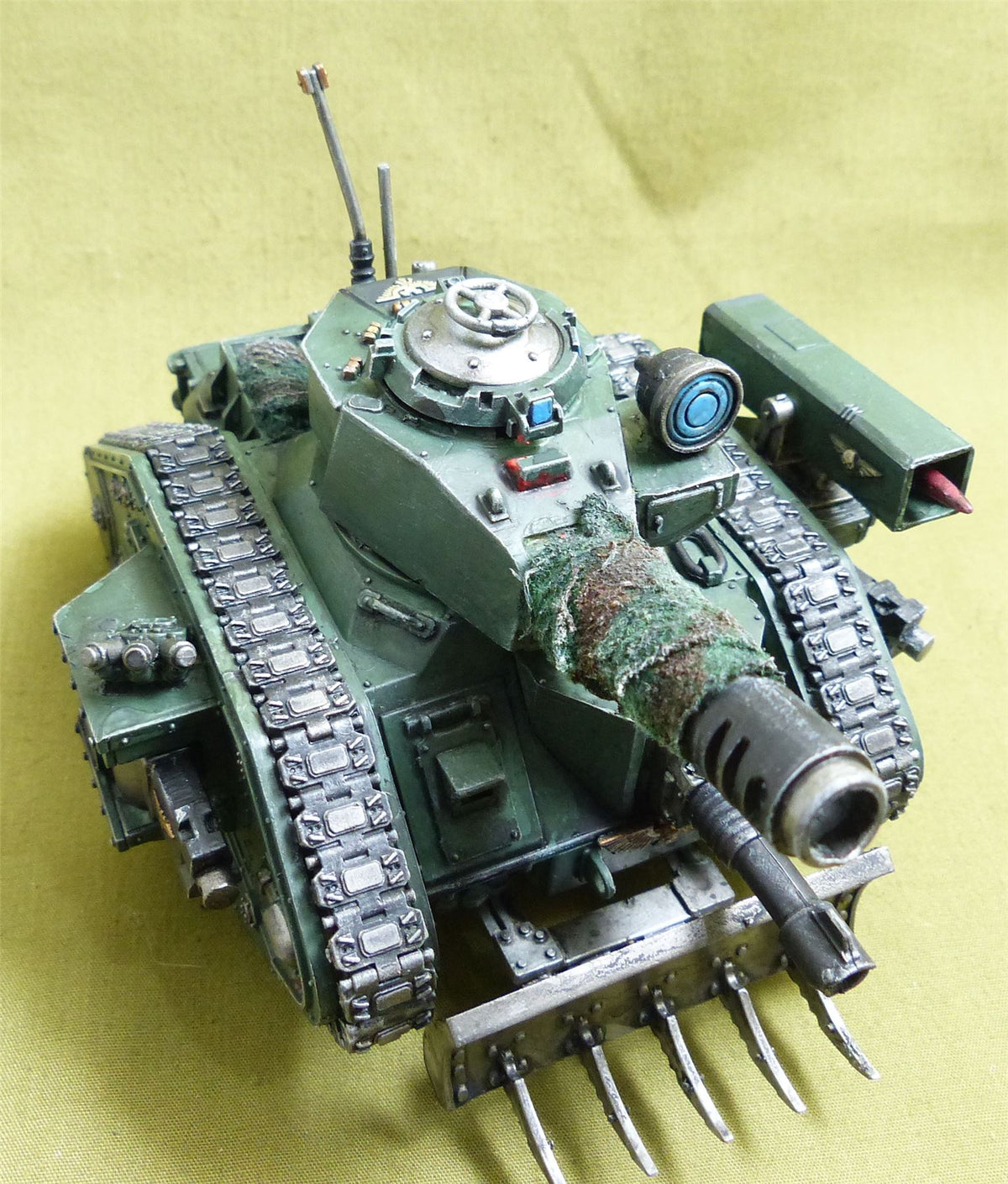 Leman Russ Battle Tank painted - Astra Militarum - Warhammer 40K #4W9