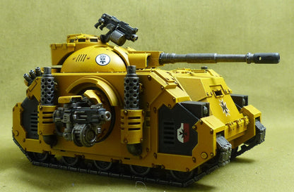 Deimos Pattern Predator Battle Tank painted - Imperial Fists - Warhammer Horus Heresy #2N4