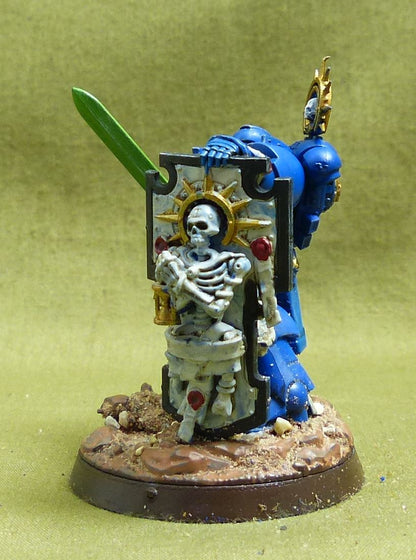 Captain with Relic Shield painted - Space Marines - Warhammer 40K #6U8