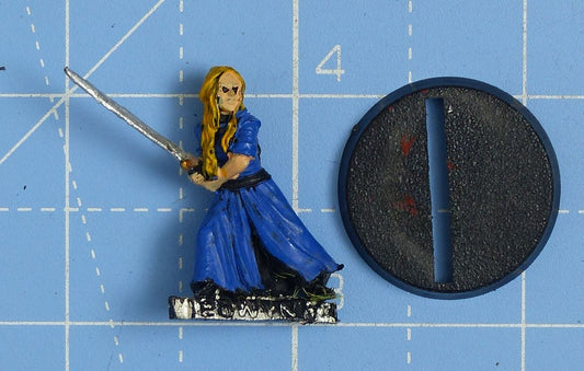 Classic Metal Eowyn OOP - Lord of the Rings Warhammer #35B