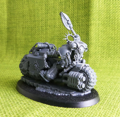 Chaplain on Bike - Space Marines - Warhammer AoS 40k #J7