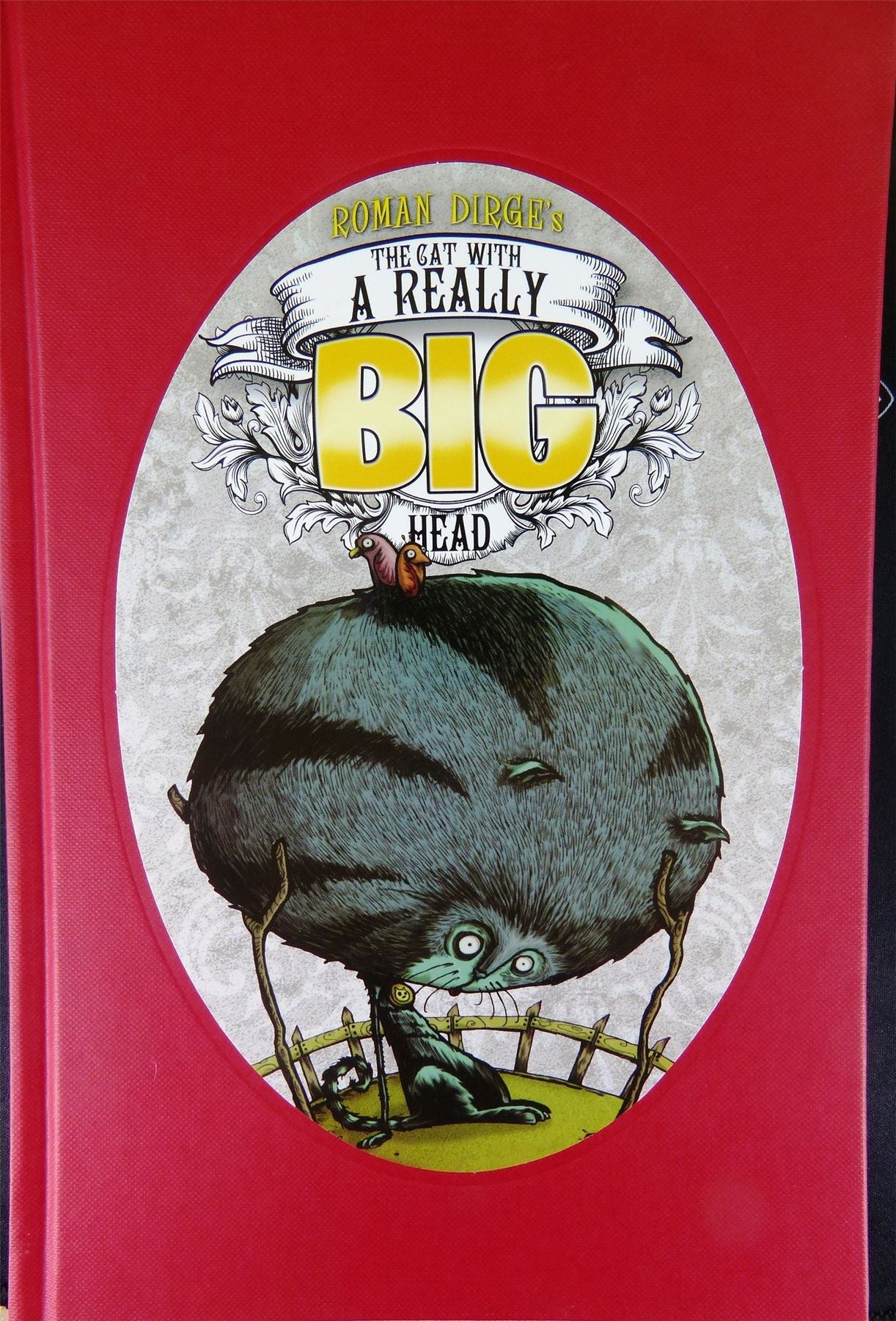 The Cat with a Really Big Head - Titan Graphic Hardback #217