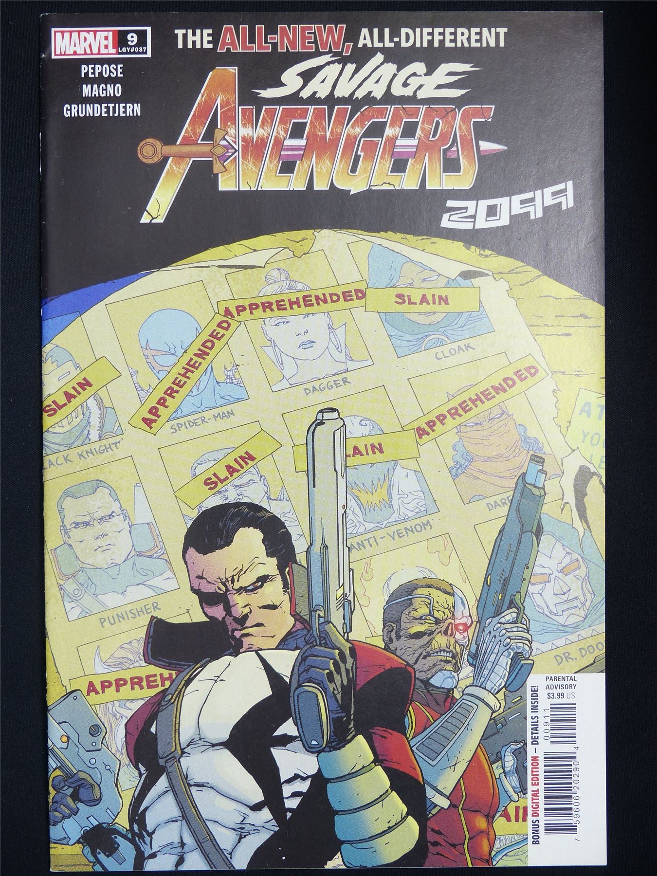 Savage AVENGERS #9 - Marvel Comic #1JE