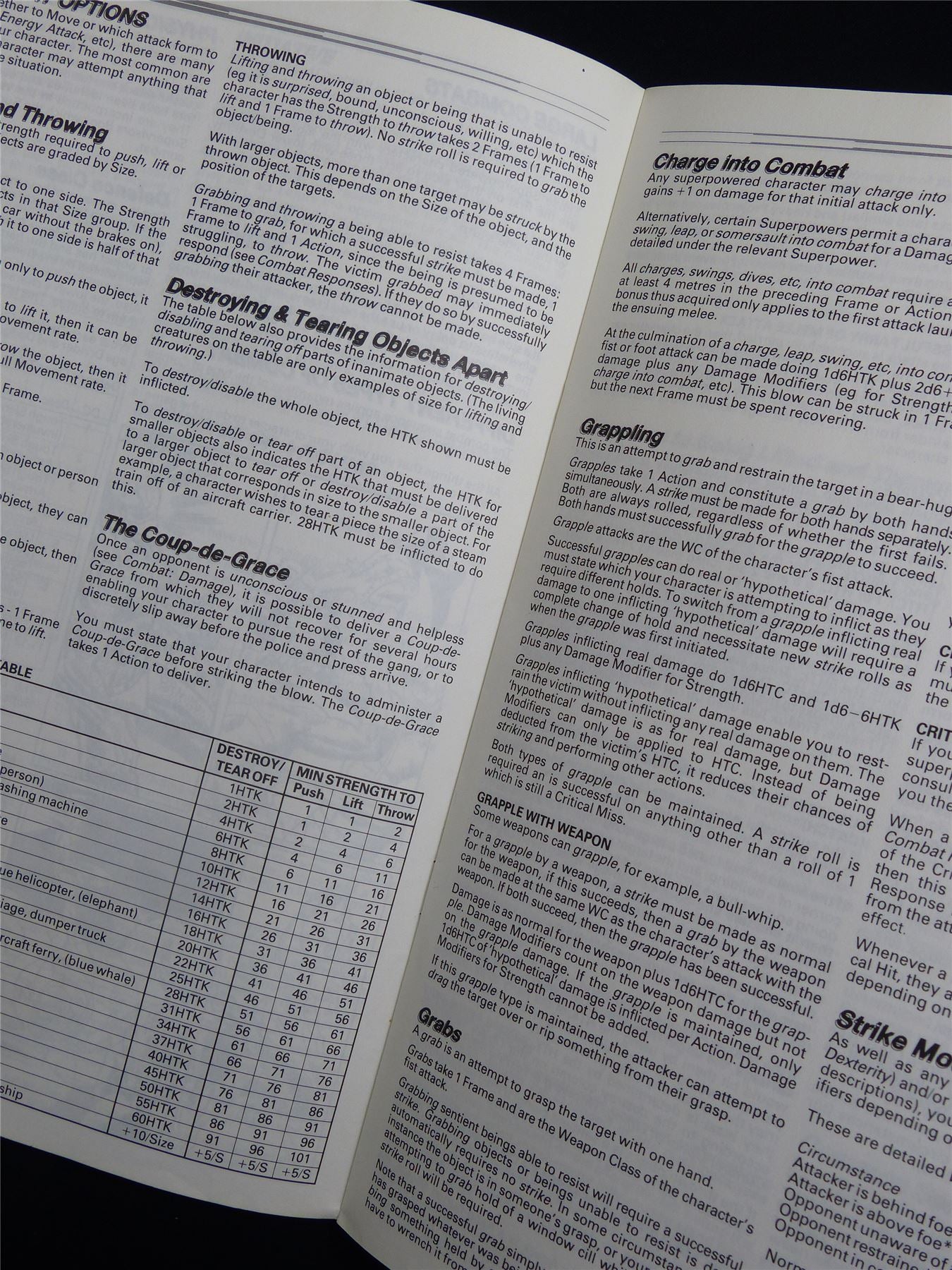 Players Book: Golden Heroes - Games Workshop Roleplay Booklet #N5