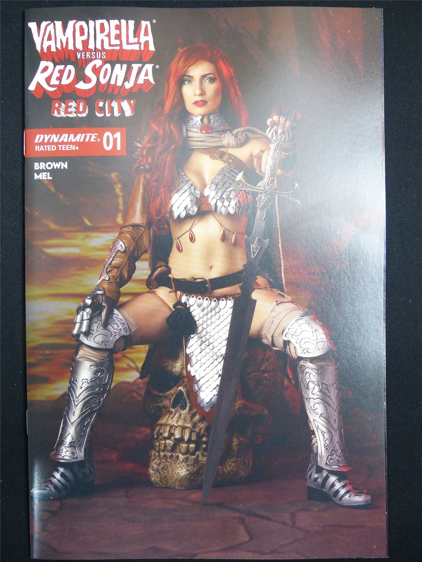 VAMPIRELLA versus Red Sonja: Red City #1 Cvr D - Aug 2026 Dynamite Comic #2YT
