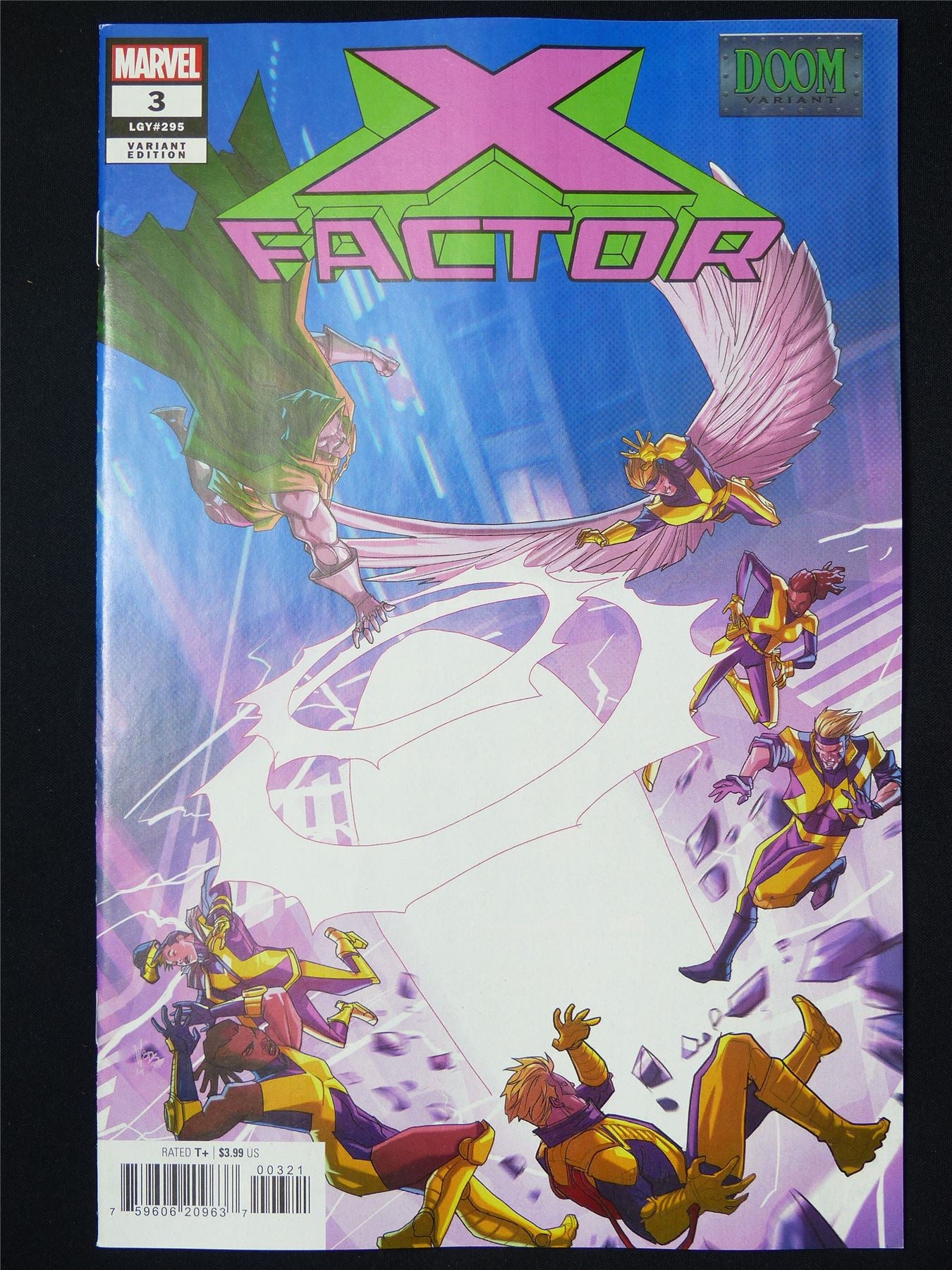 X-FACTOR #3 Doom Variant - B&B Oct 2024 Marvel Comic #3C4