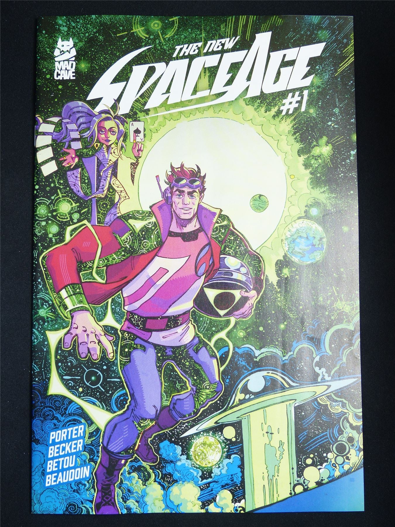The new SPACE Age #1 - Dec 2025 Mad Cave Comic #J7