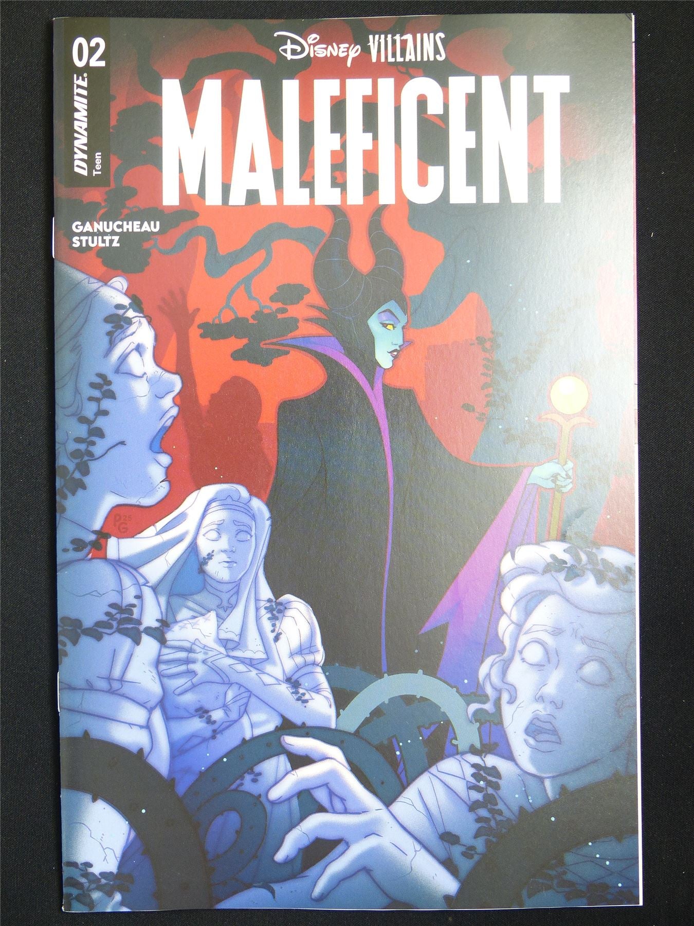 DISNEY Villains: Maleficent #2 - Dec 2025 Dynamite Comic #6VU