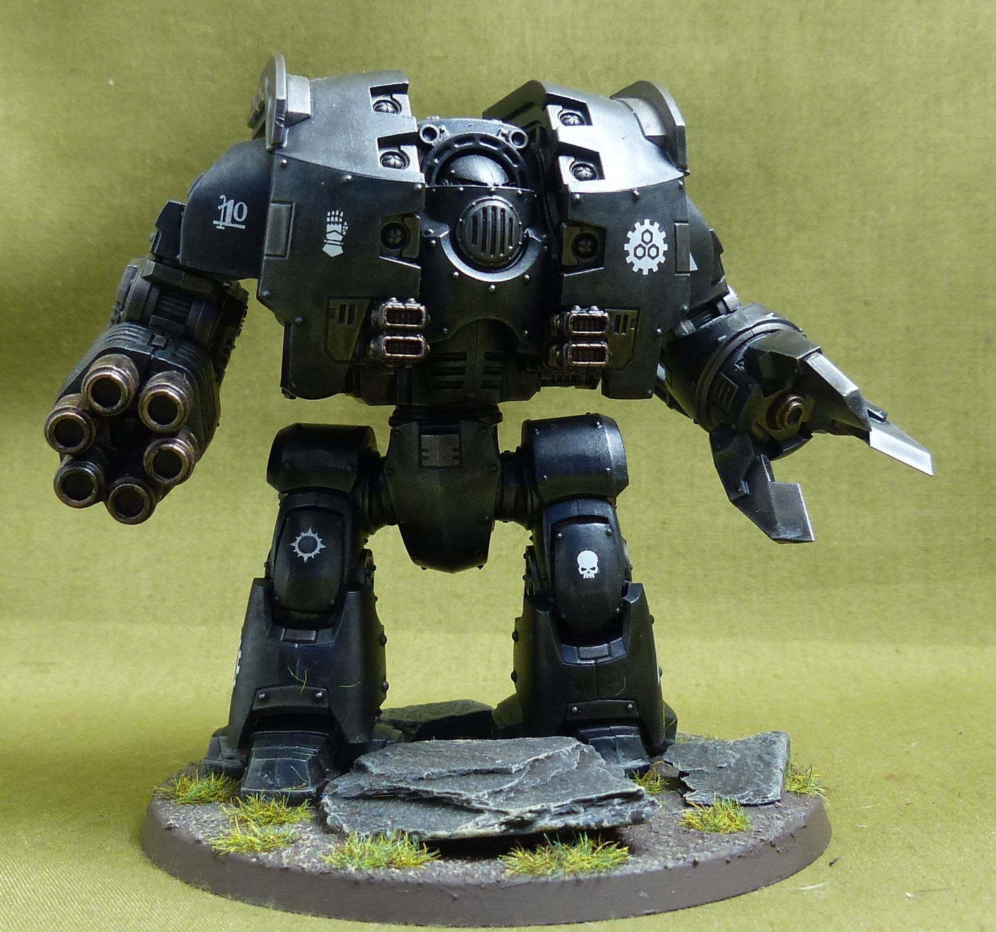 Leviathan Siege Dreadnought painted - Iron Hands - Warhammer Horus Heresy #2Q3