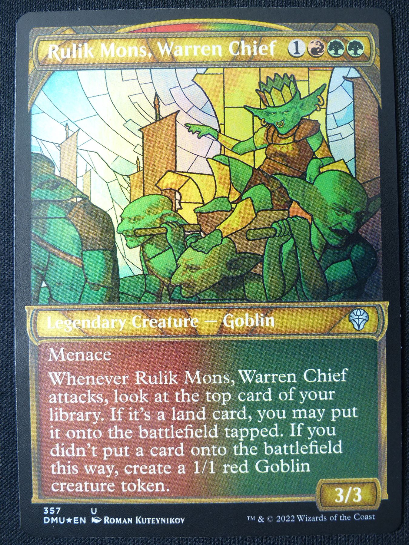 Rulik Mons Warren Chief Textured Showcase Foil - DMU - Mtg Card #1KY