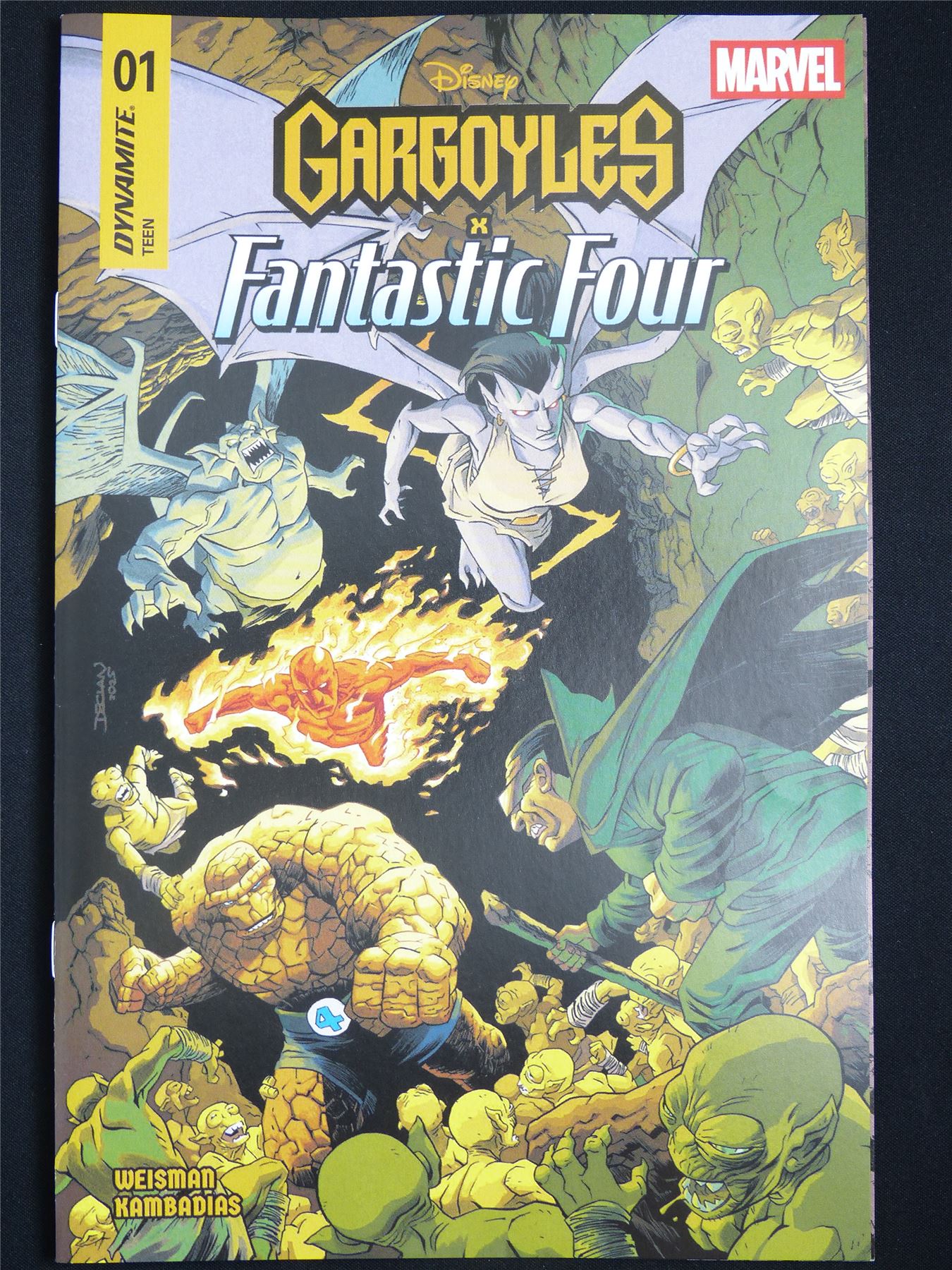 Disney GARGOYLES x Fantastic Four #1 - Dynamite Marvel Comic #6EQ