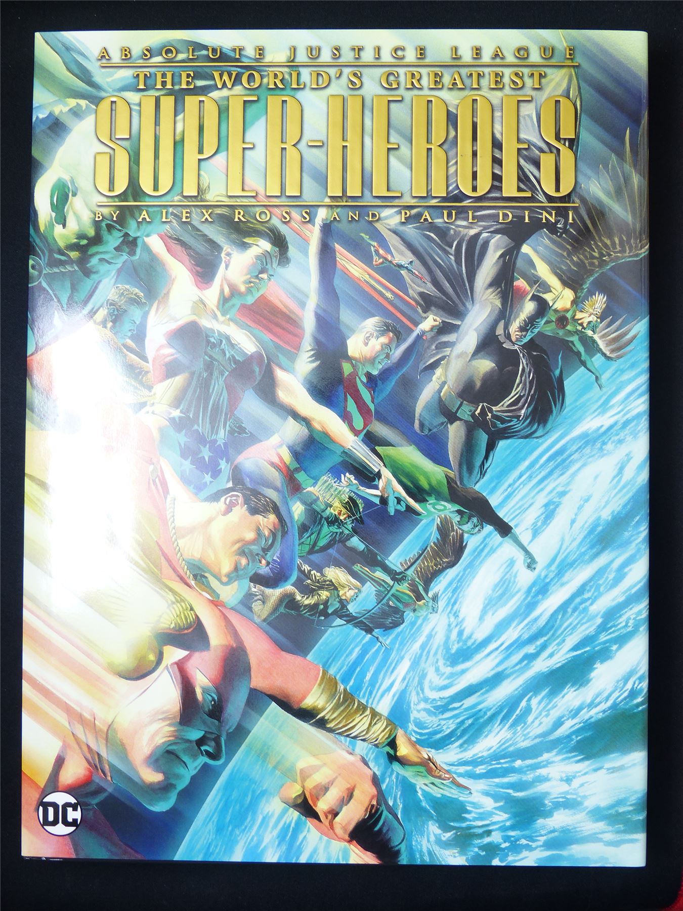 Absolute Justice League The World's Greatest Super-Heores - DC Graphic Hardback #2C5