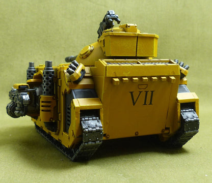 Deimos Pattern Predator Battle Tank painted - Imperial Fists - Warhammer Horus Heresy #2N4