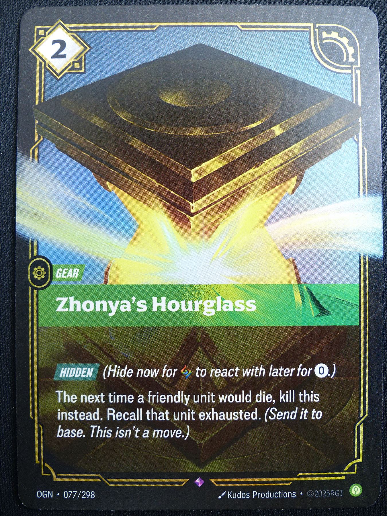 Zhonya's Hourglass 077/298 Rare Foil - OGN - Riftbound Card #2DR