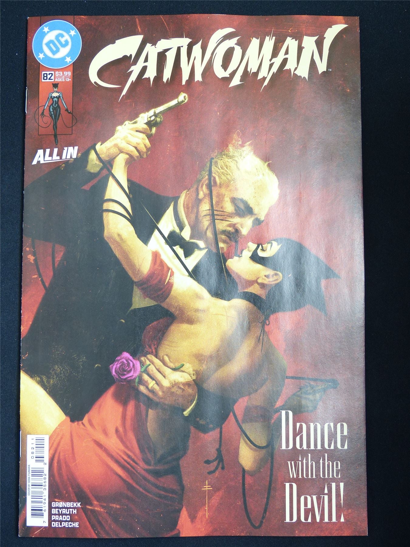 CATWOMAN #82 - Feb 2026 DC Comic #HL