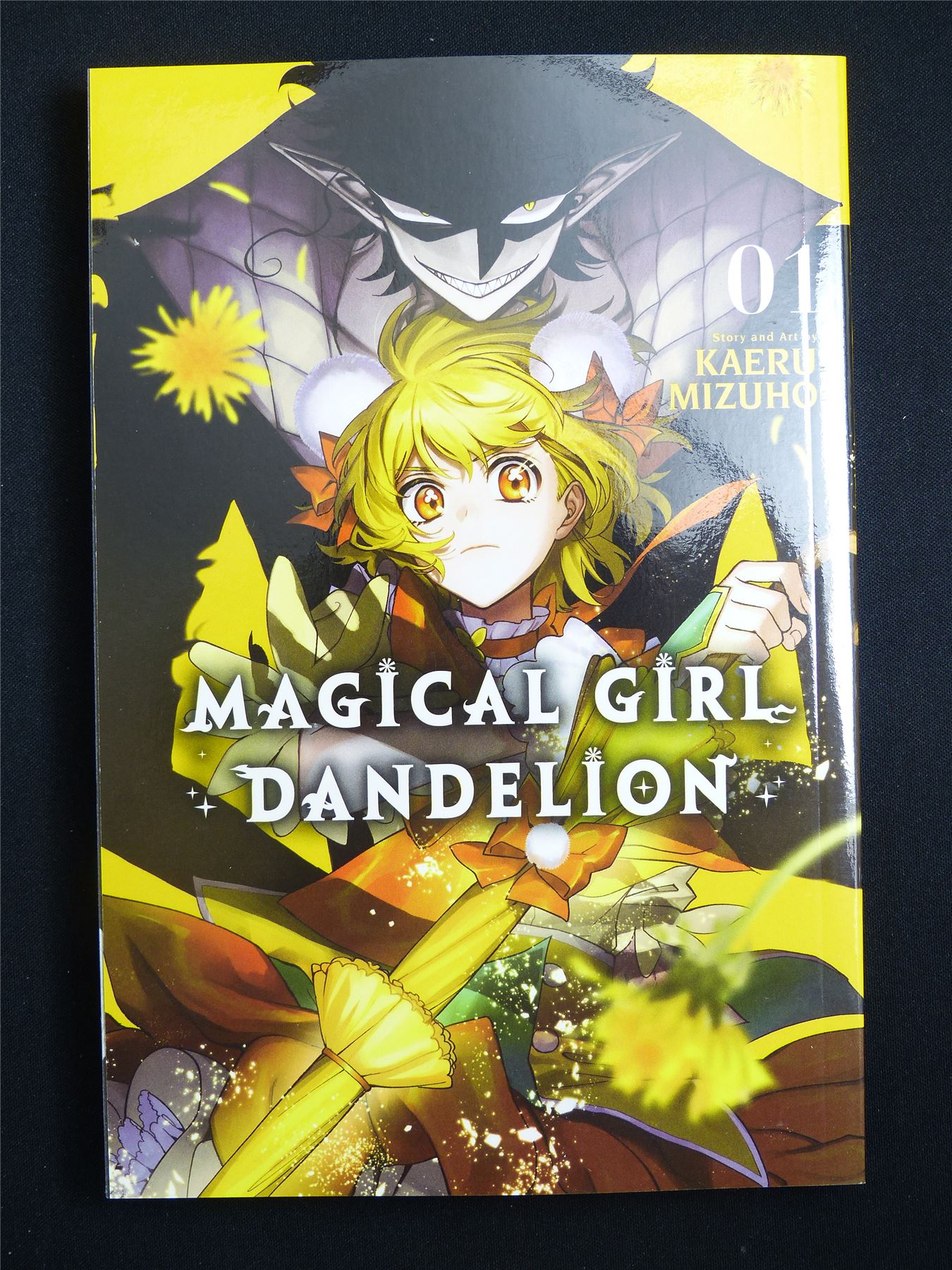 Magical Girl Dandelion volume 1 - Viz Media Manga #4LY