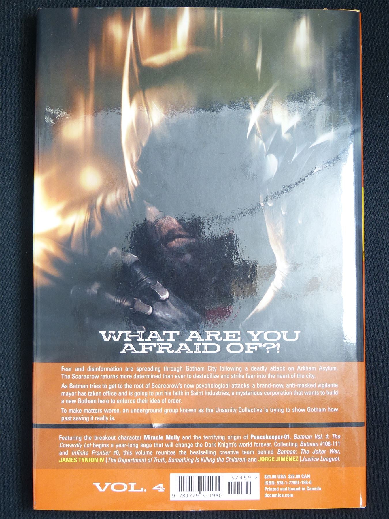 Batman volume 4: The Cowardly Lot - DC Graphic Hardback #XQ