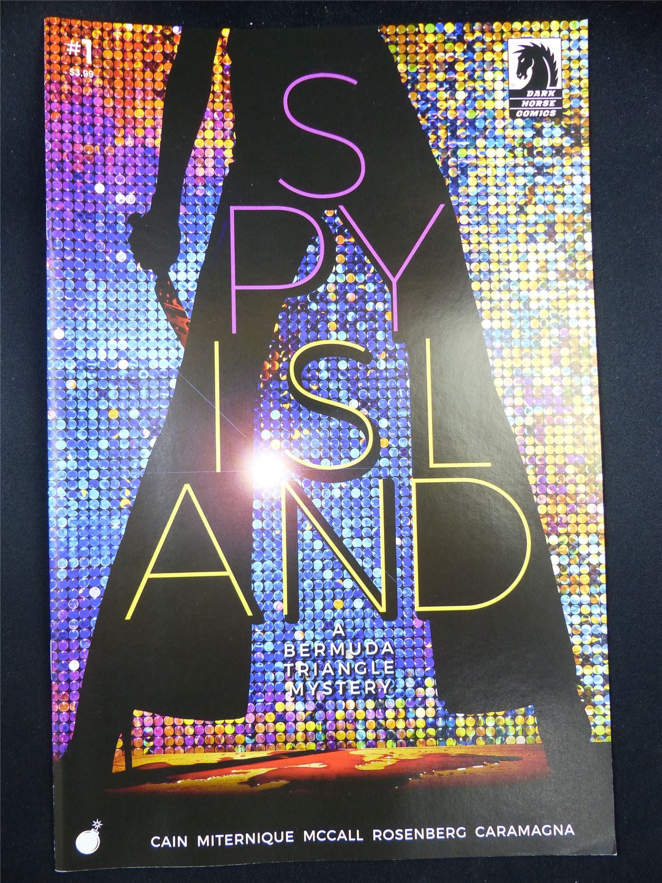 SPY Island #1 Variant - Dark Horse Comic #2K