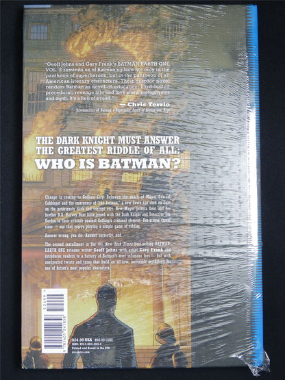 Earth one volume 2 - DC Graphic Hardback #XW