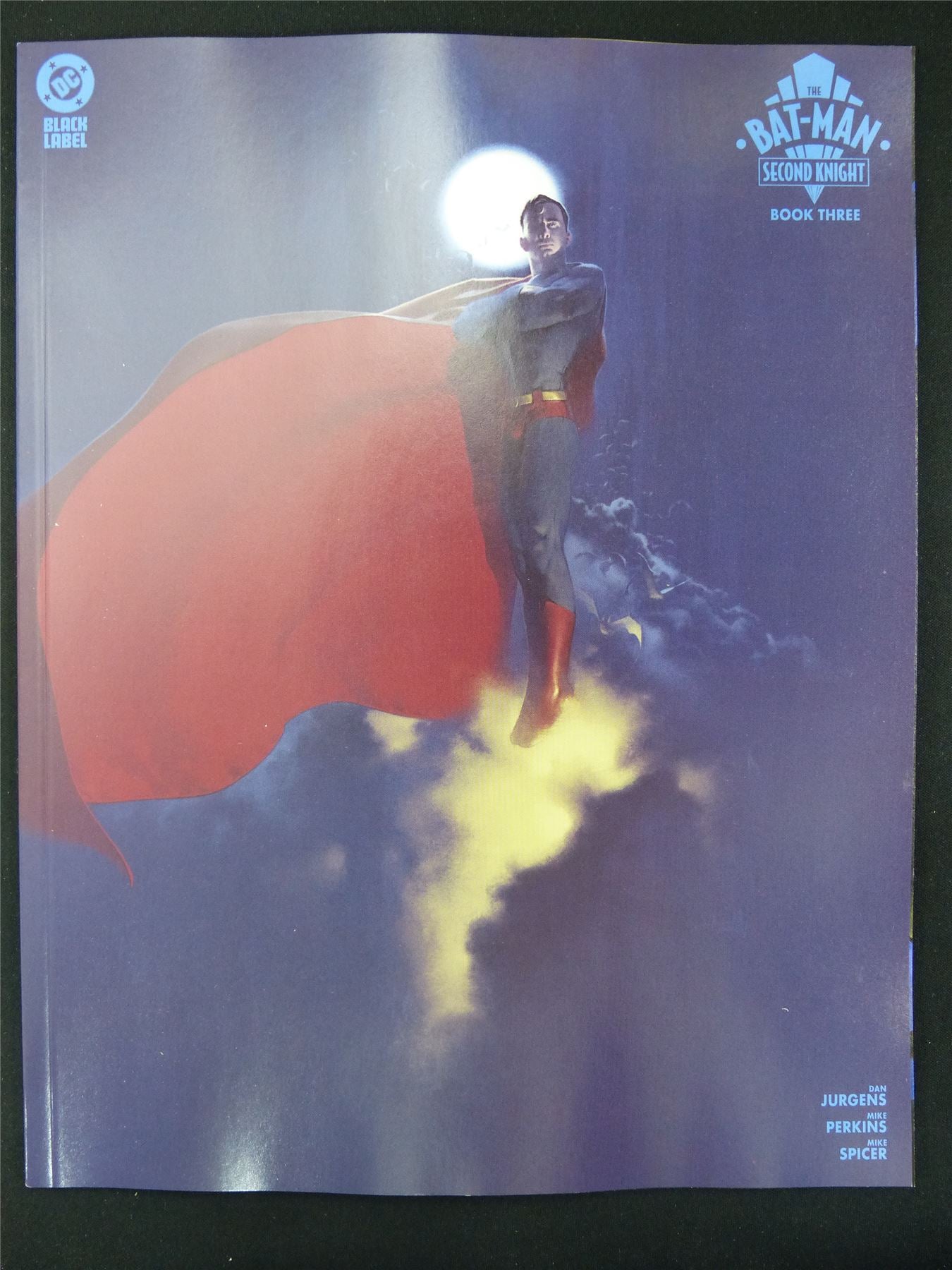 The Bat-Man: Second Knight #3 - B&B Apr 2026 DC Comic Magezine #2YI