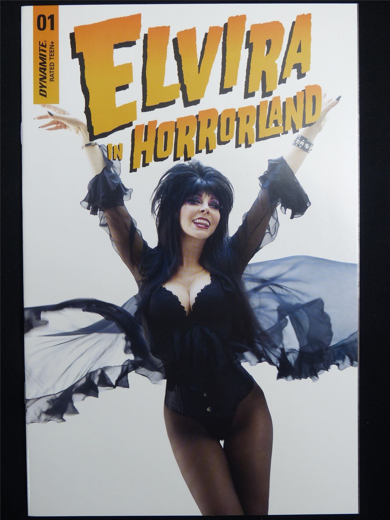 ELVIRA in Horrorland #1 Cvr D - Dynamite Comic #4QZ