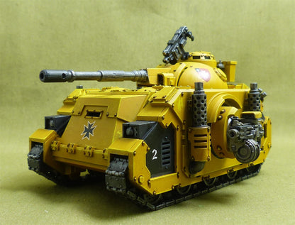 Deimos Pattern Predator Battle Tank painted - Imperial Fists - Warhammer Horus Heresy #2N5