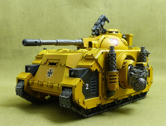 Deimos Pattern Predator Battle Tank painted - Imperial Fists - Warhammer Horus Heresy #2N5