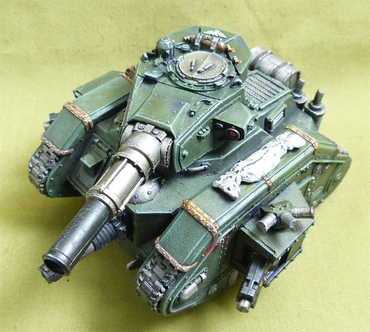 Leman Russ Battle Tank painted - Astra Militarum - Warhammer 40K #4W3