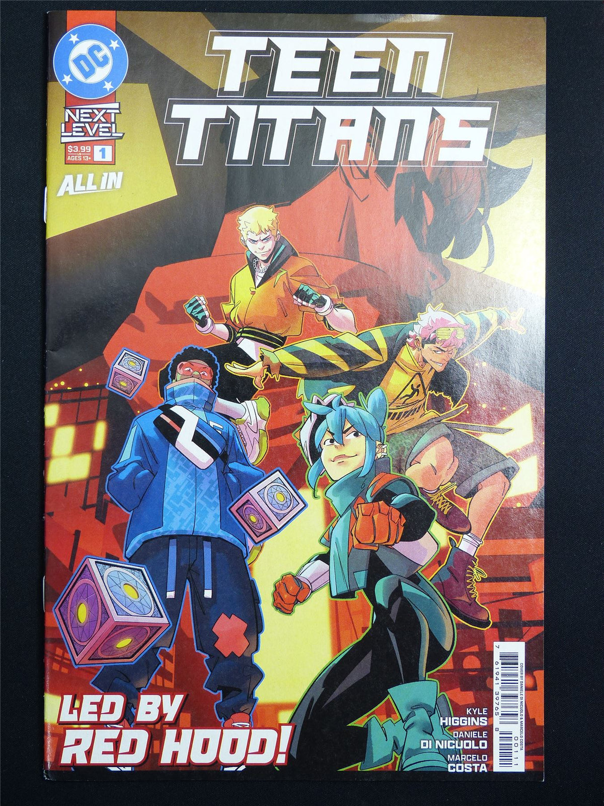 TEEN Titans #1 Cvr A - DC Comic #4Q6