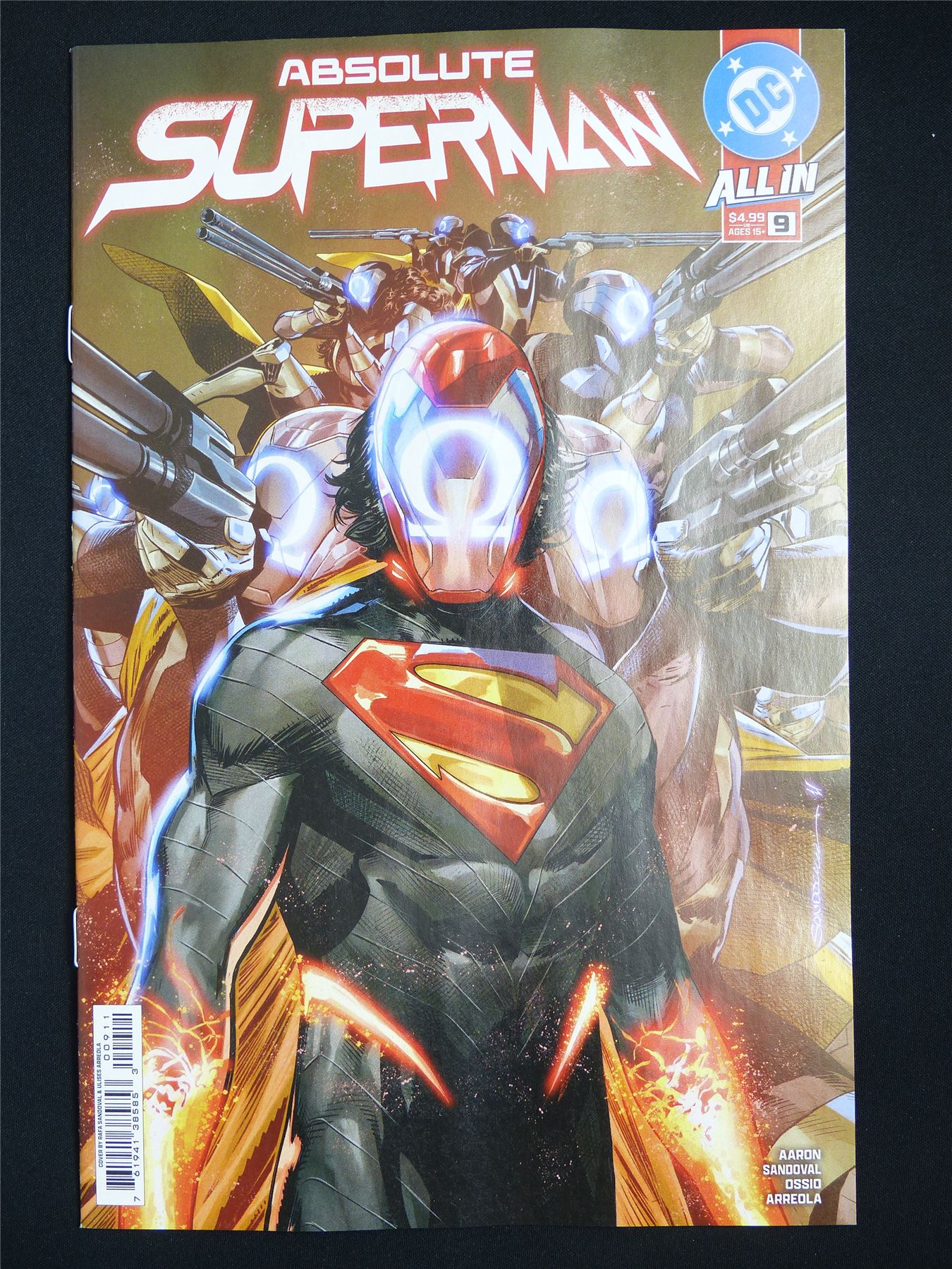 Absolute SUPERMAN #9 - Sep 2025 DC Comic #25C