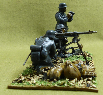 German Machine Gun Troop painted 1/35 scale - WW2 Model #177