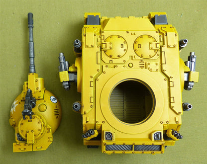 Deimos Pattern Predator Battle Tank painted - Imperial Fists - Warhammer Horus Heresy #2N6