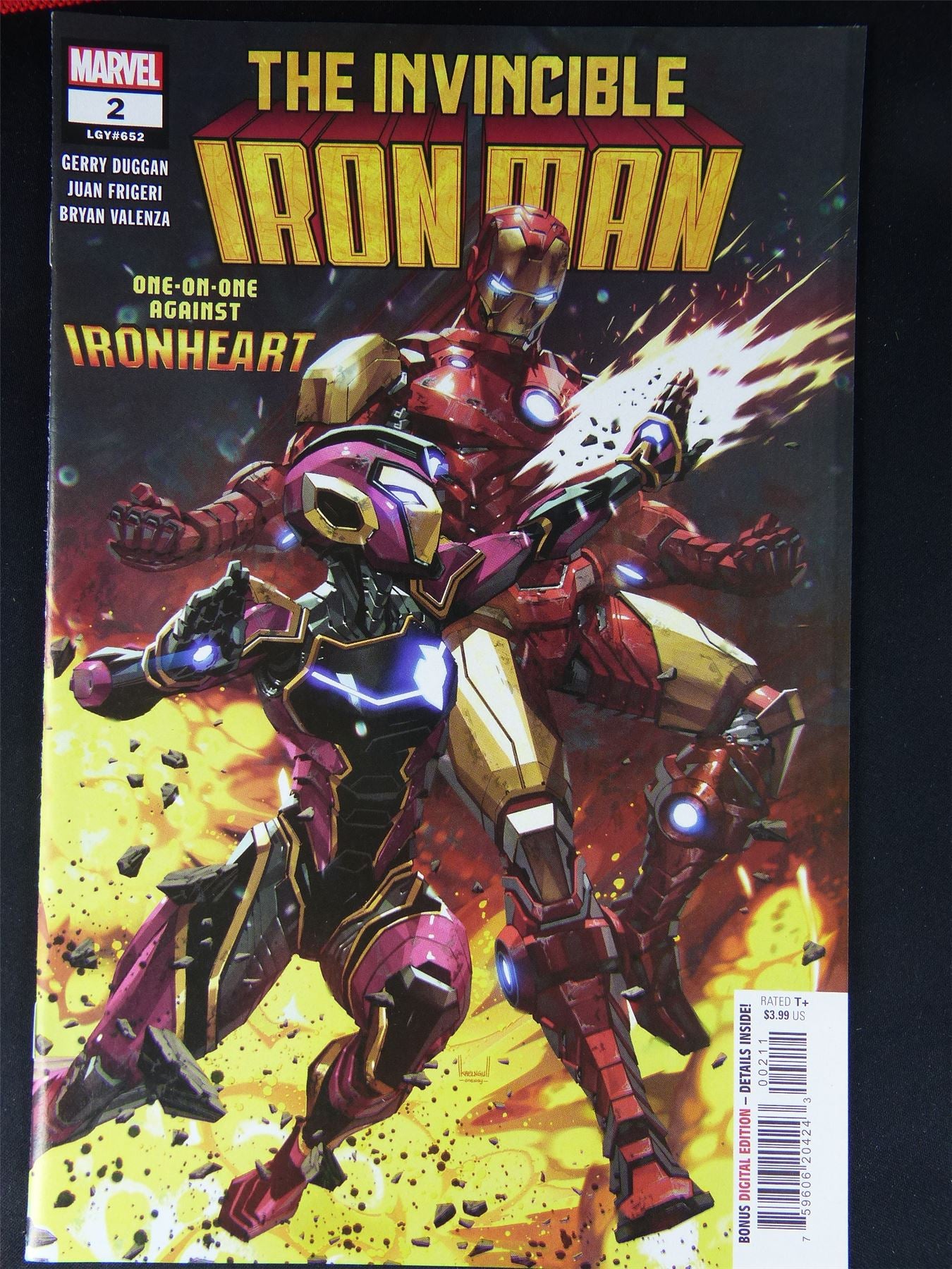 Invincible IRONMAN #2 - Marvel Comic #Y4