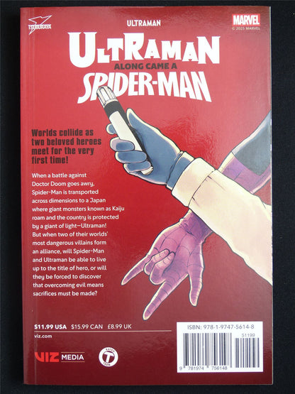 Ultraman Along came a Spidr-Man volume 1 - Viz Manga #3XU
