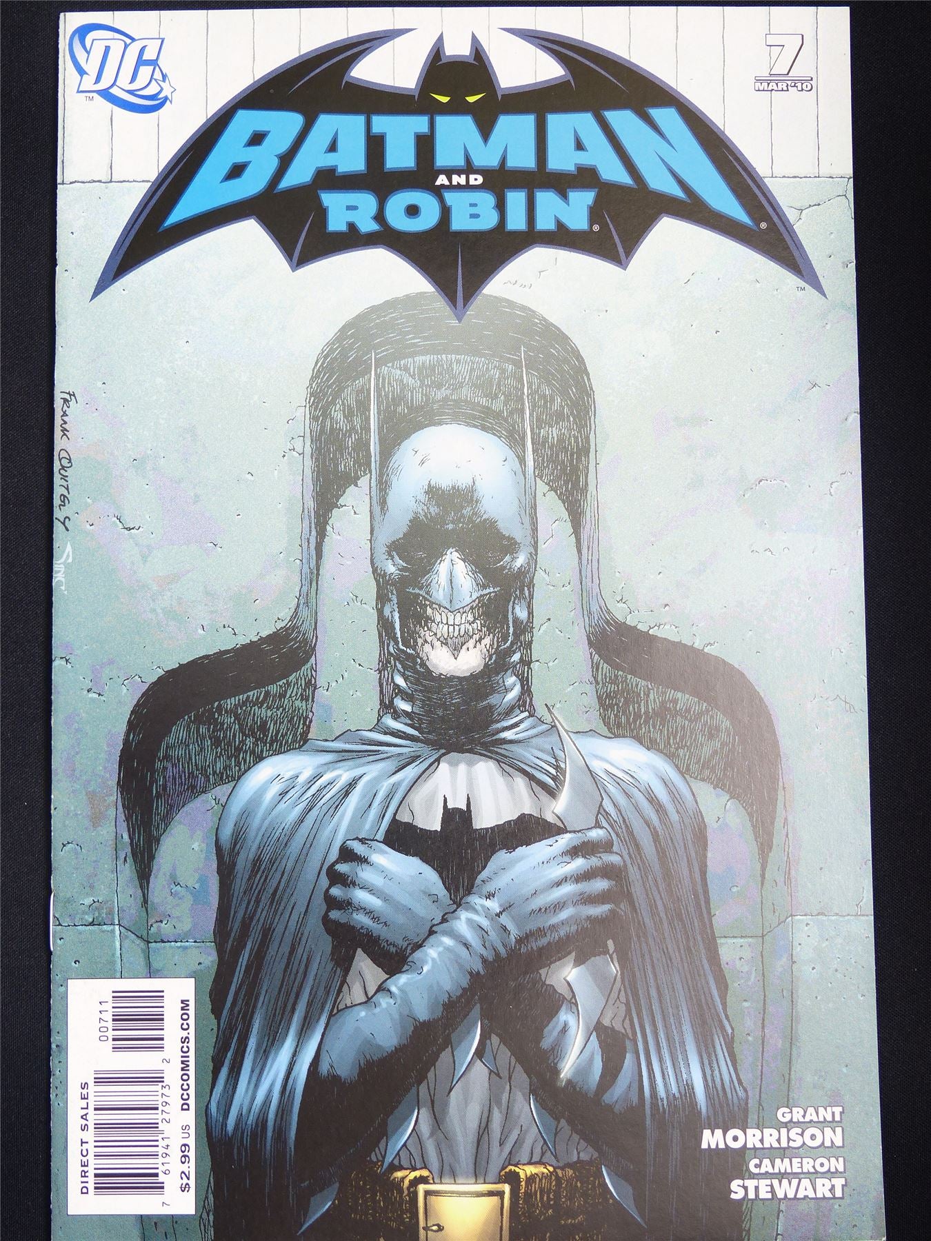 BATMAN and Robin #7 - DC Comic #21