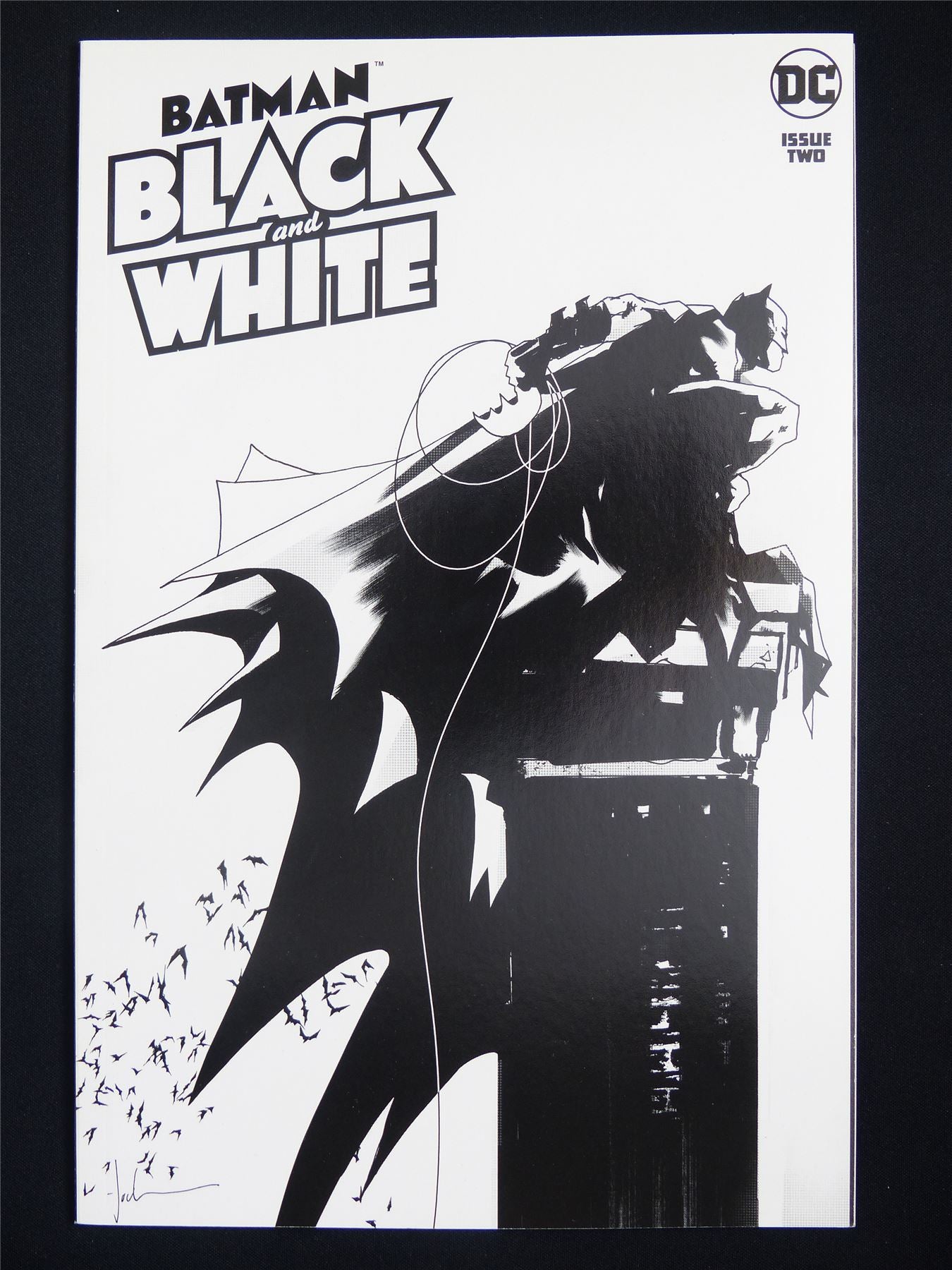 BATMAN: Black and White #2 - DC Comic #65O